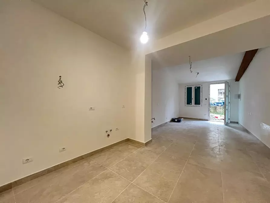 Immagine 14 di Loft/Open space in vendita  a Firenze