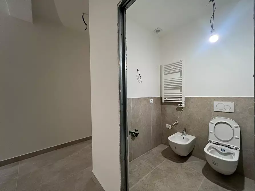 Immagine 13 di Loft/Open space in vendita  a Firenze