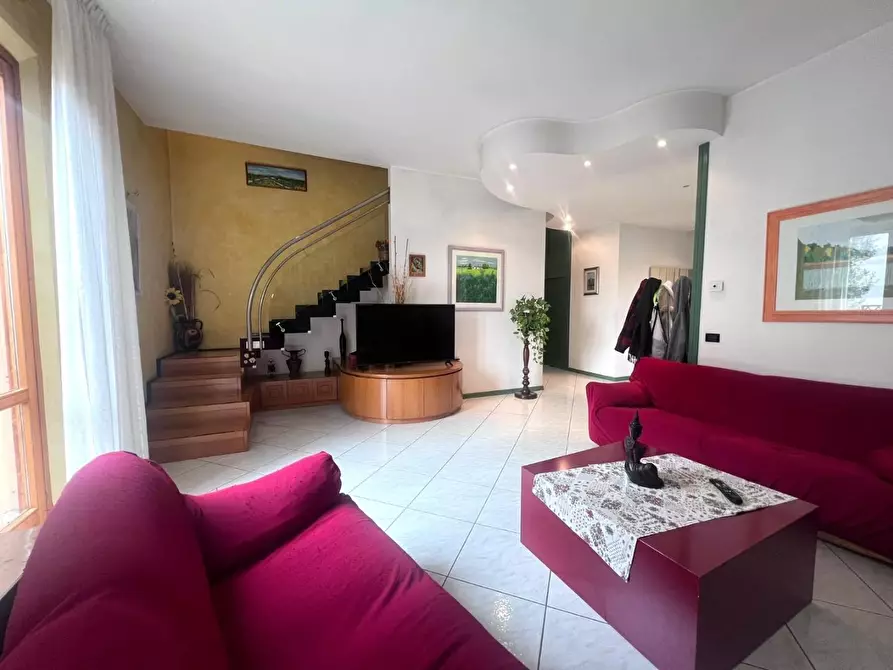 Immagine 26 di Villa in vendita  a Empoli