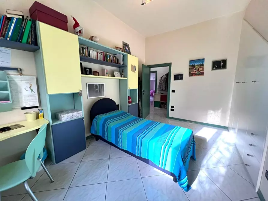 Immagine 4 di Villa in vendita  a Empoli