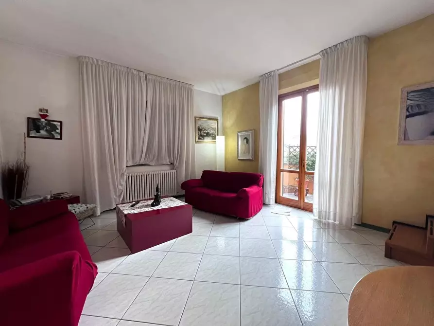 Immagine 1 di Villa in vendita  a Empoli