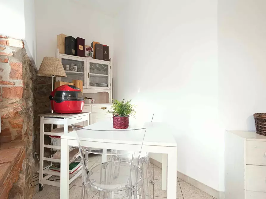 Immagine 13 di Appartamento in vendita  a Suvereto