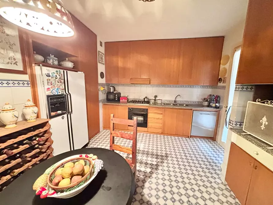 Immagine 10 di Villa in vendita  a San Miniato