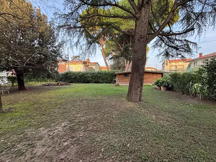 Immagine 3 di Villa in vendita  a San Miniato