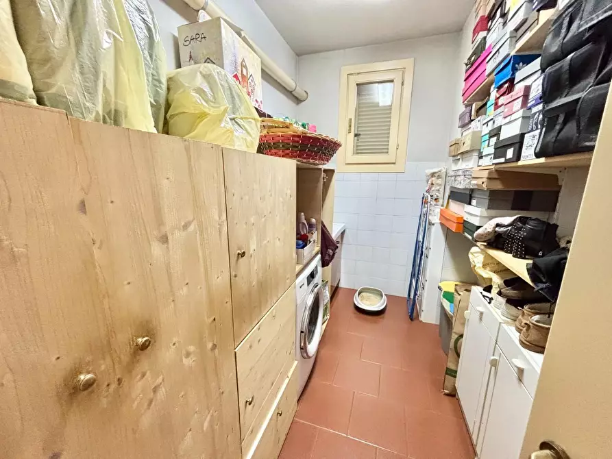 Immagine 32 di Villa in vendita  a San Miniato