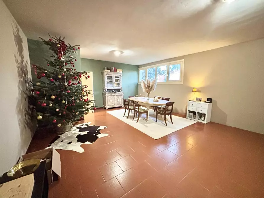 Immagine 33 di Villa in vendita  a San Miniato