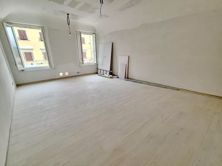 Immagine 4 di Appartamento in vendita  a Pisa