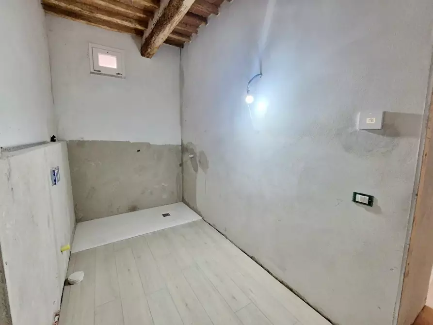 Immagine 14 di Appartamento in vendita  a Pisa