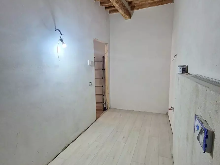 Immagine 15 di Appartamento in vendita  a Pisa