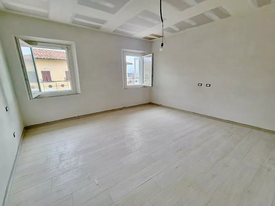 Immagine 18 di Appartamento in vendita  a Pisa