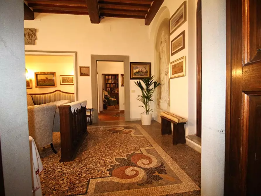 Immagine 33 di Casa colonica in vendita  a Pisa