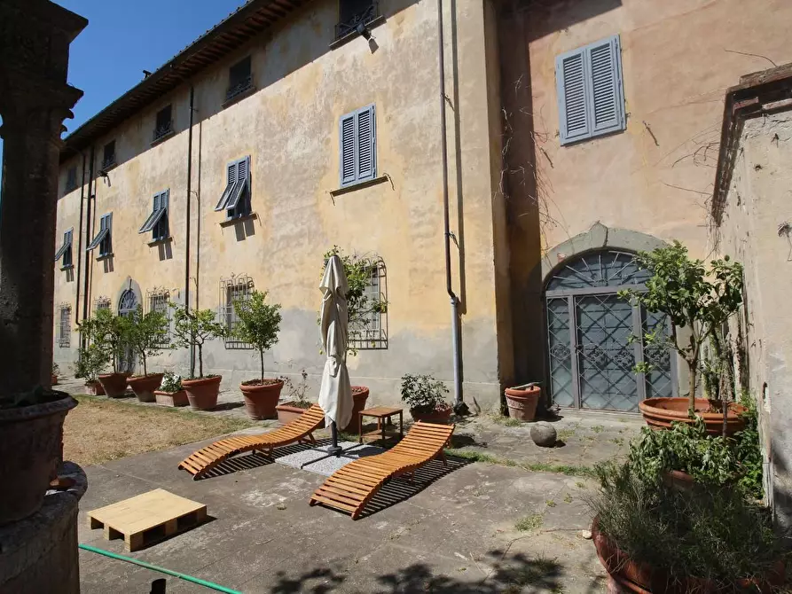 Immagine 38 di Casa colonica in vendita  a Pisa