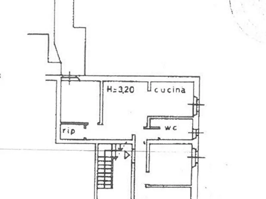 Immagine 1 di Appartamento in vendita  a Siena