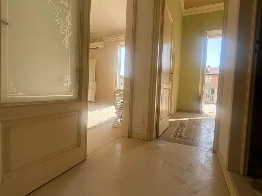 Immagine 7 di Appartamento in vendita  a Viareggio