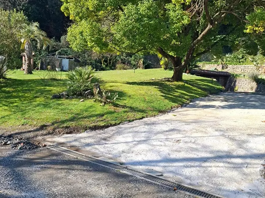 Immagine 18 di Villa in vendita  a Ameglia