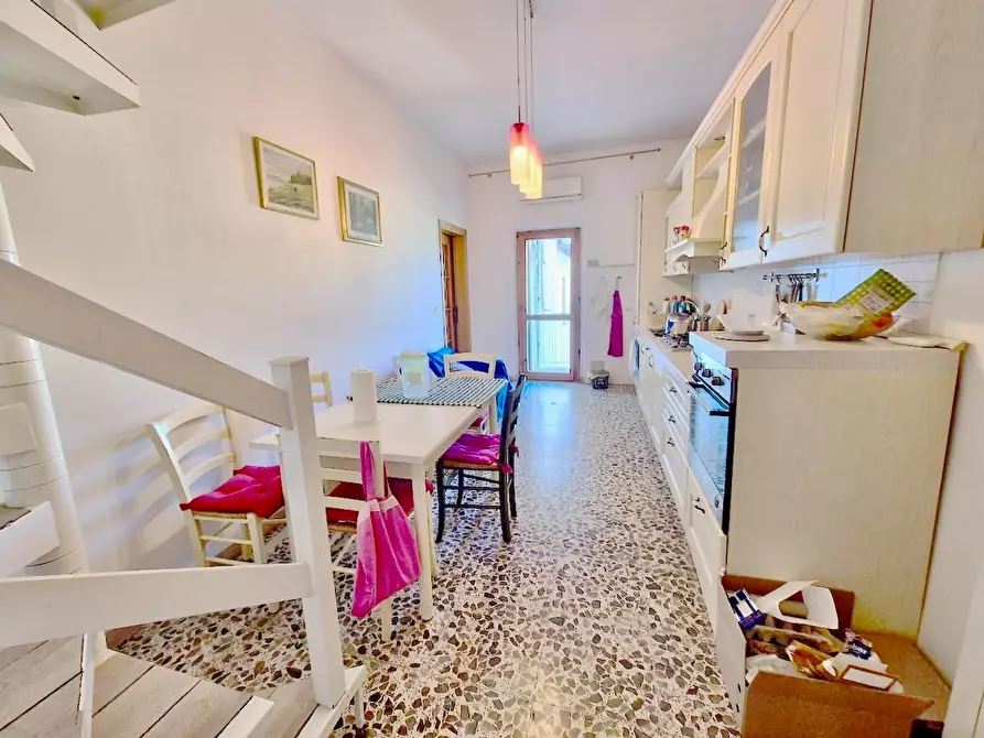 Immagine 1 di Appartamento in vendita  a Pisa