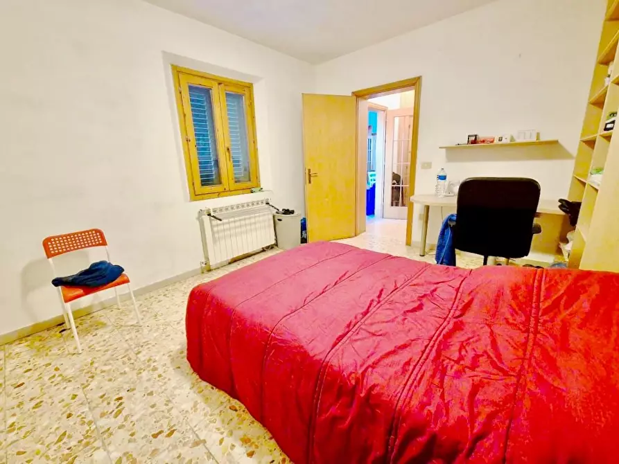 Immagine 12 di Appartamento in vendita  a Pisa