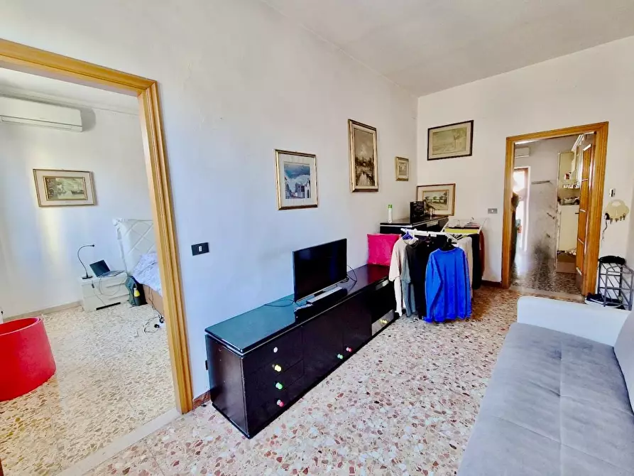 Immagine 7 di Appartamento in vendita  a Pisa