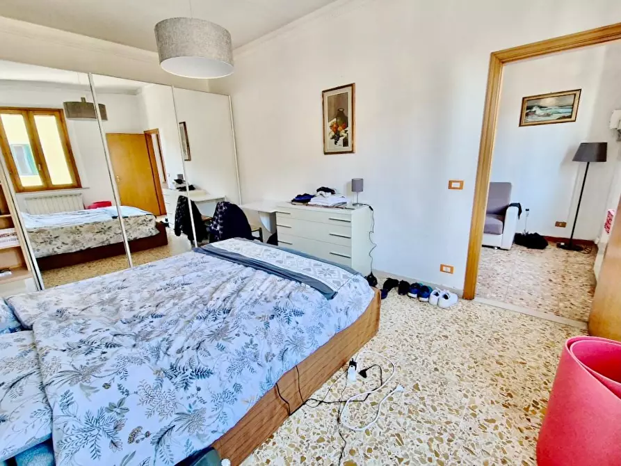 Immagine 9 di Appartamento in vendita  a Pisa