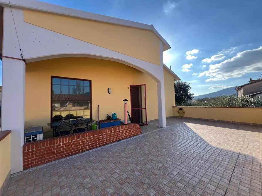 Immagine 1 di Appartamento in vendita  a Bientina