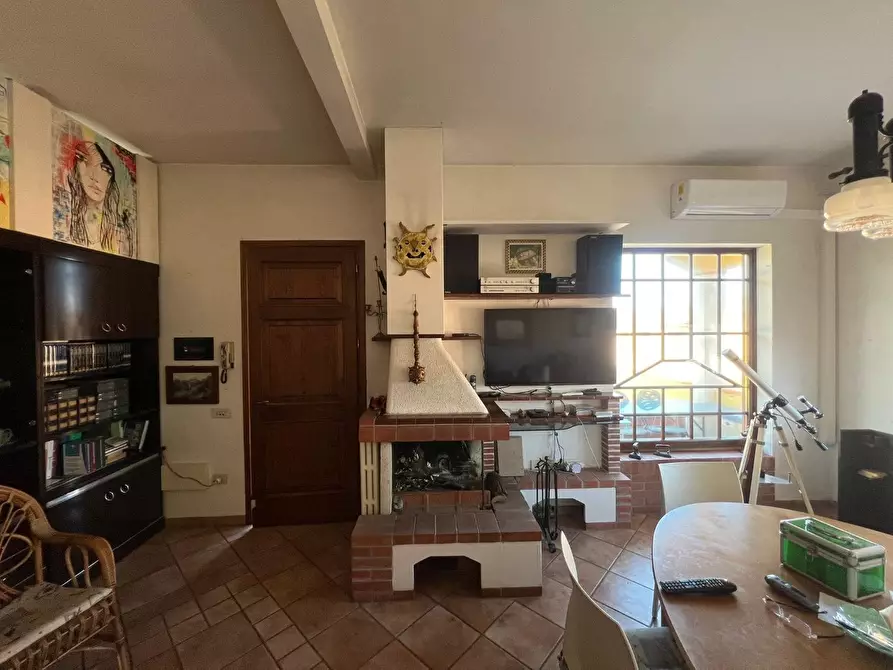 Immagine 15 di Appartamento in vendita  a Bientina