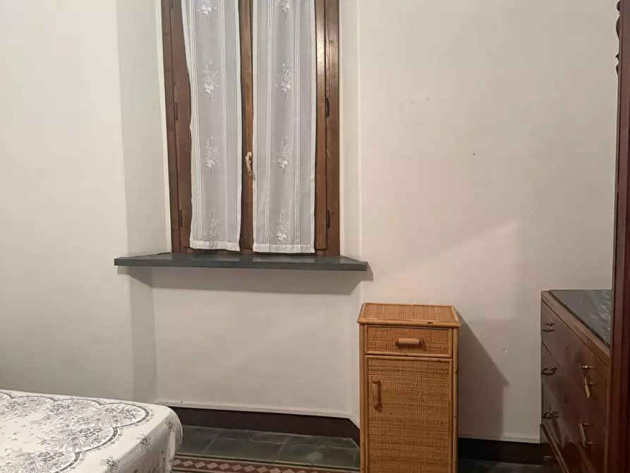 Immagine 18 di Porzione di casa in vendita  a Camaiore