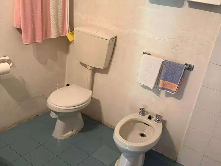 Immagine 23 di Porzione di casa in vendita  a Camaiore