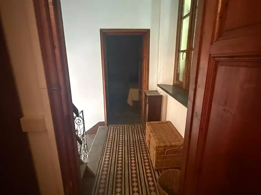 Immagine 9 di Porzione di casa in vendita  a Camaiore