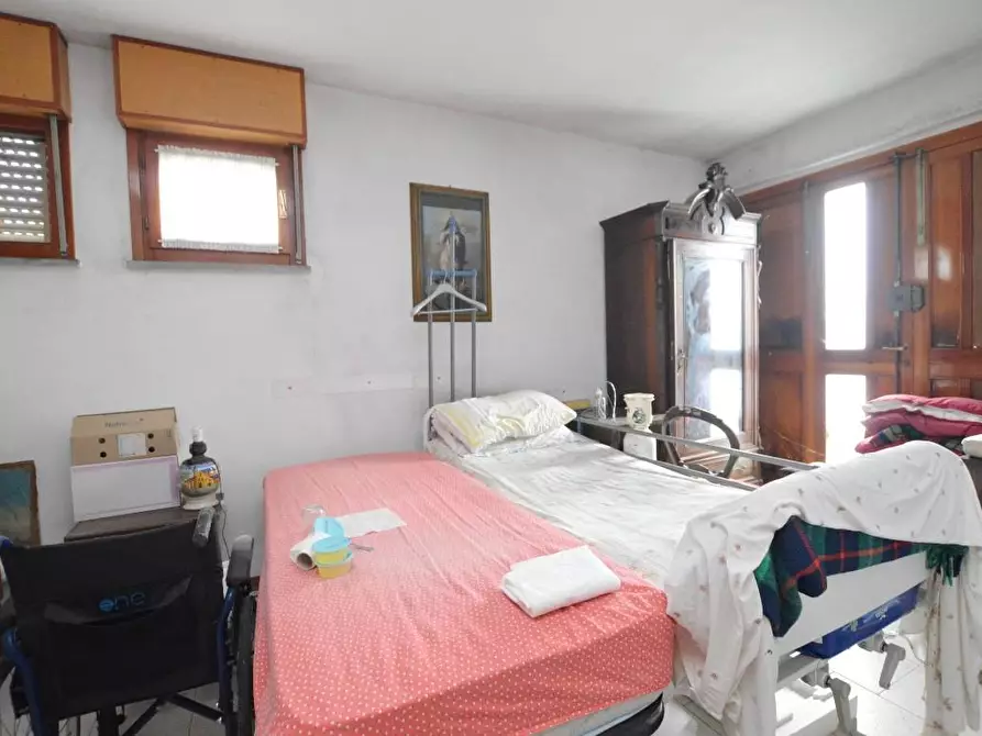 Immagine 14 di Casa bifamiliare in vendita  a Capannori