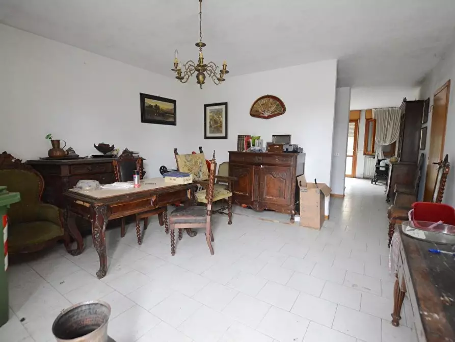 Immagine 5 di Casa bifamiliare in vendita  a Capannori