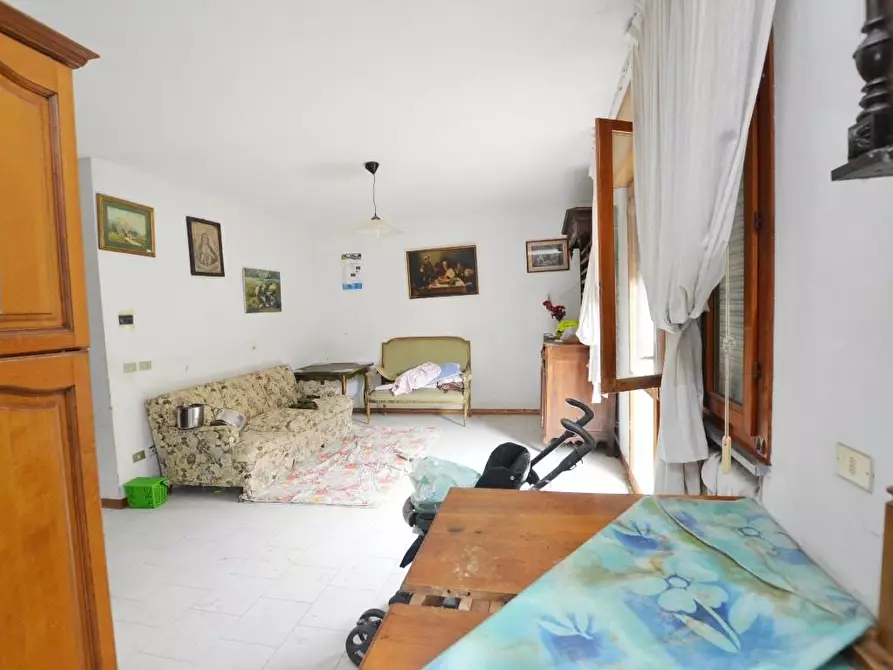 Immagine 12 di Casa bifamiliare in vendita  a Capannori