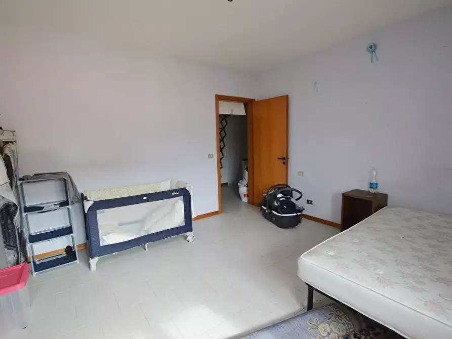 Immagine 19 di Casa bifamiliare in vendita  a Capannori