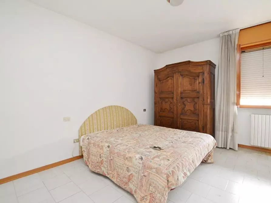 Immagine 21 di Casa bifamiliare in vendita  a Capannori