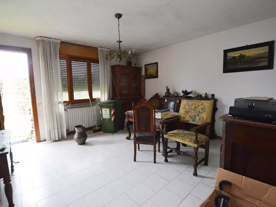 Immagine 6 di Casa bifamiliare in vendita  a Capannori
