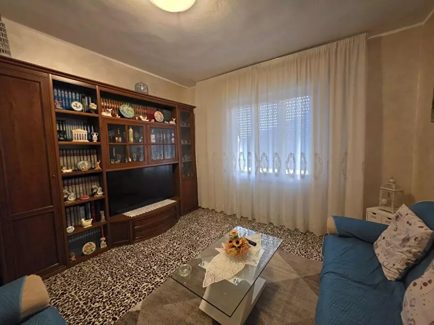 Immagine 3 di Appartamento in vendita  a Santa Croce Sull'arno