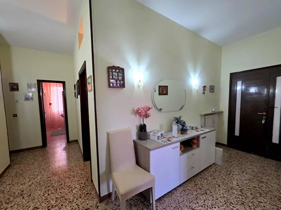 Immagine 12 di Appartamento in vendita  a Santa Croce Sull'arno