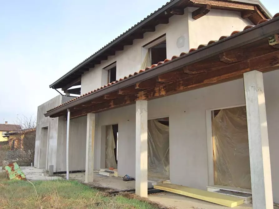 Immagine 1 di Villa in vendita  a Quargnento