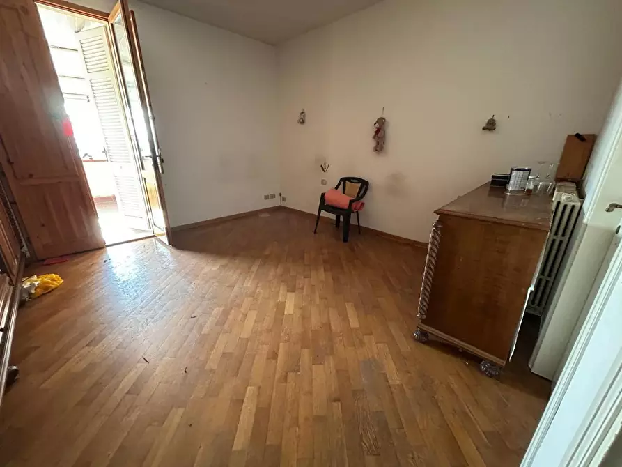 Immagine 31 di Attività artigianale in vendita  a Capraia E Limite