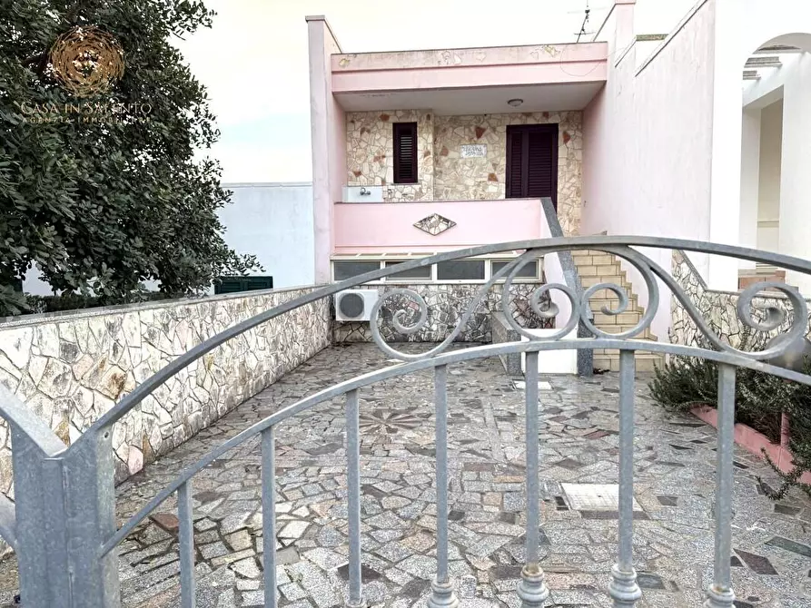 Immagine 1 di Appartamento in vendita  a Morciano Di Leuca