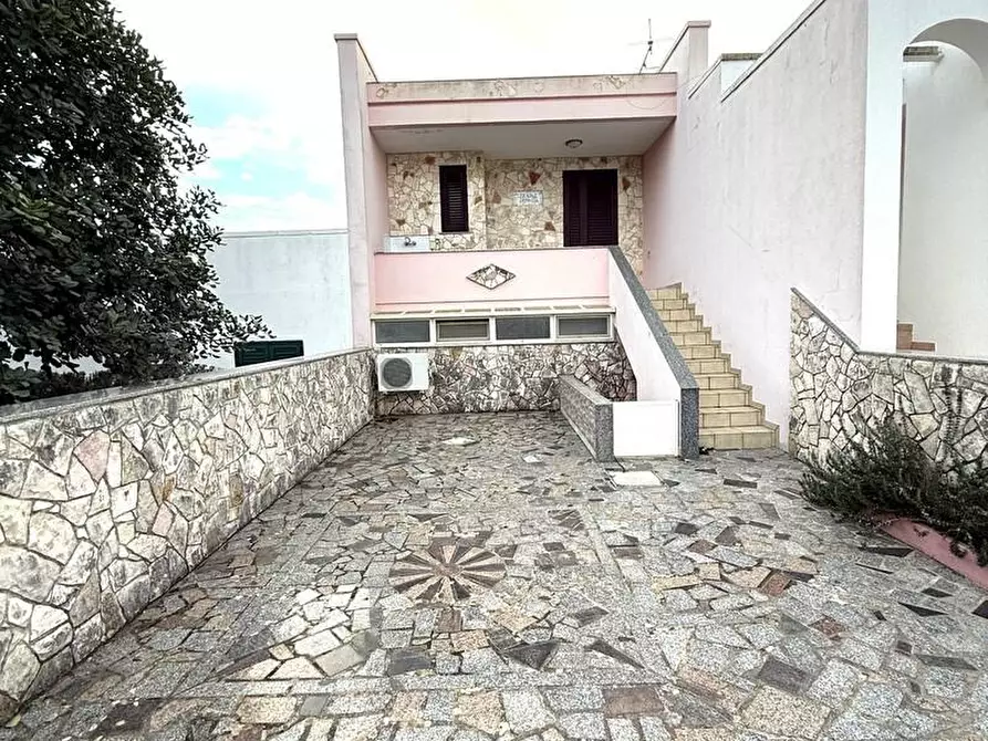 Immagine 3 di Appartamento in vendita  a Morciano Di Leuca