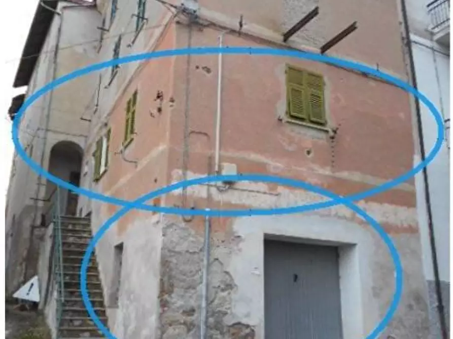 Immagine 1 di Appartamento in vendita  a Parodi Ligure