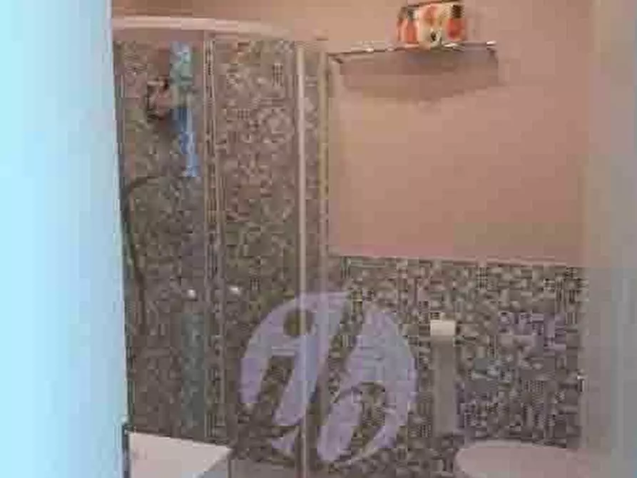 Immagine 16 di Appartamento in vendita  a Massa