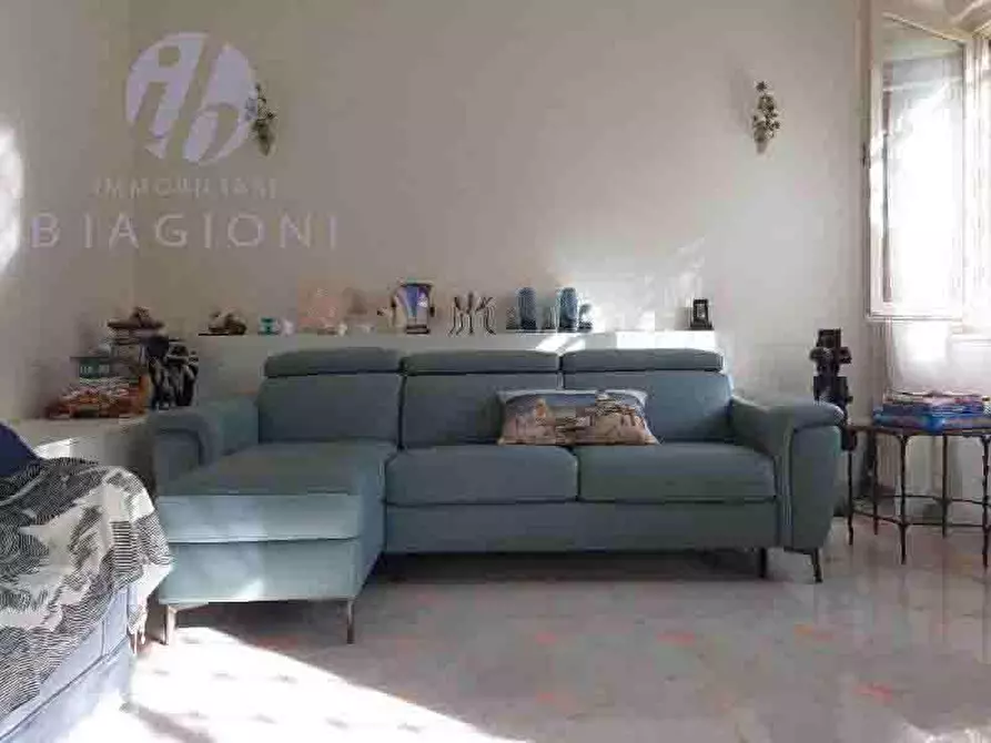 Immagine 13 di Appartamento in vendita  a Massa