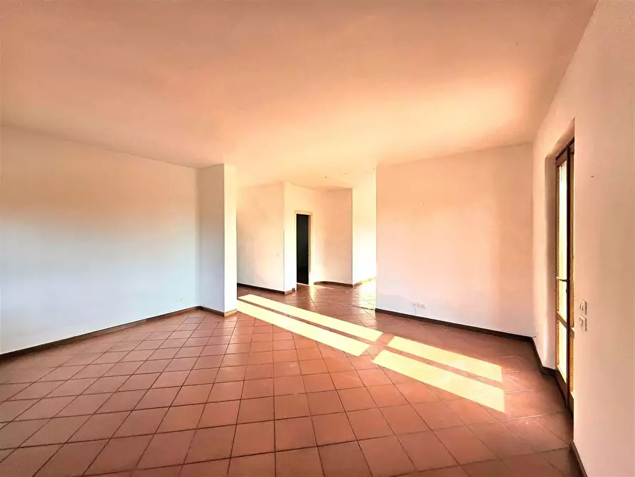 Immagine 5 di Casa bifamiliare in vendita  a Massa