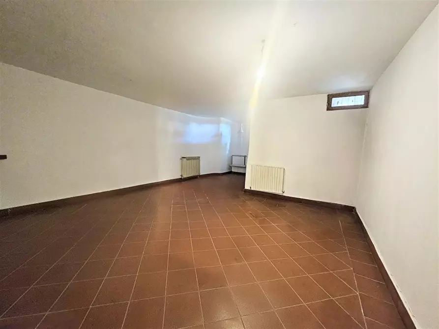 Immagine 22 di Casa bifamiliare in vendita  a Massa