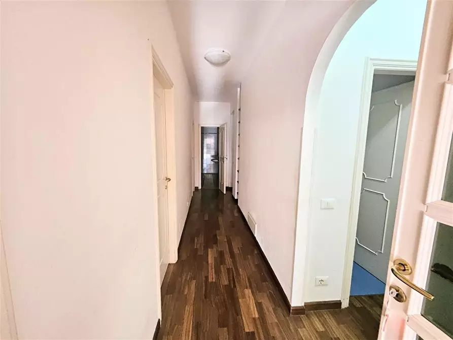 Immagine 10 di Casa bifamiliare in vendita  a Massa