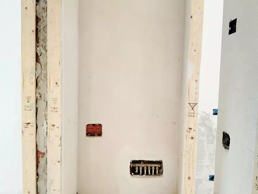 Immagine 10 di Appartamento in vendita  a Bientina