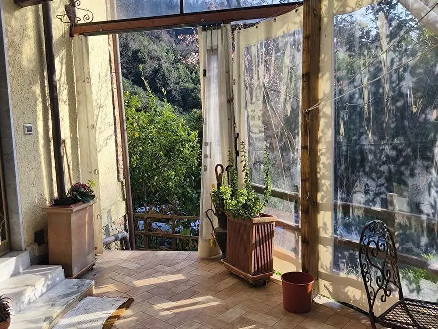 Immagine 5 di Casa semindipendente in vendita  a Carrara