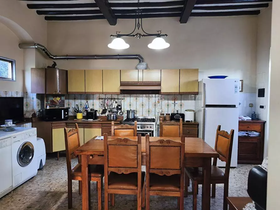 Immagine 10 di Casa semindipendente in vendita  a Carrara