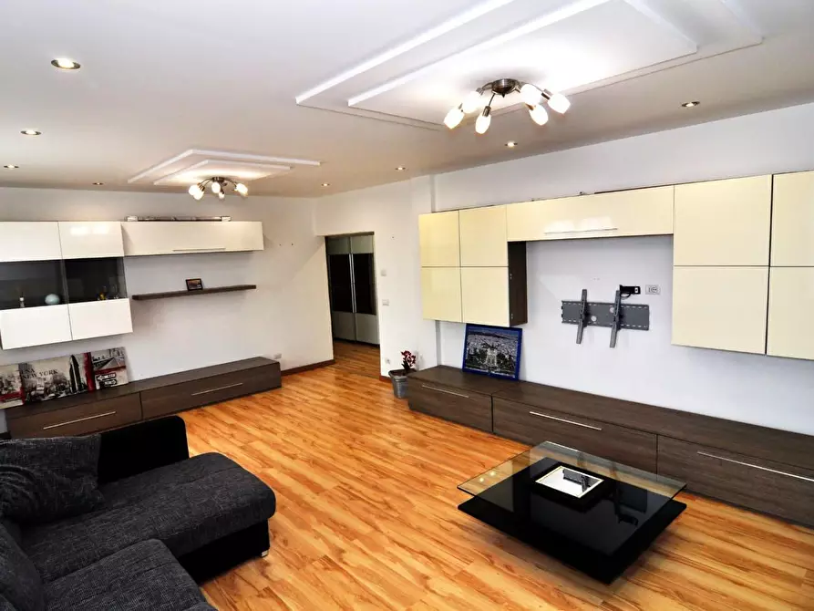 Immagine 1 di Appartamento in vendita  a Santa Croce Sull'arno